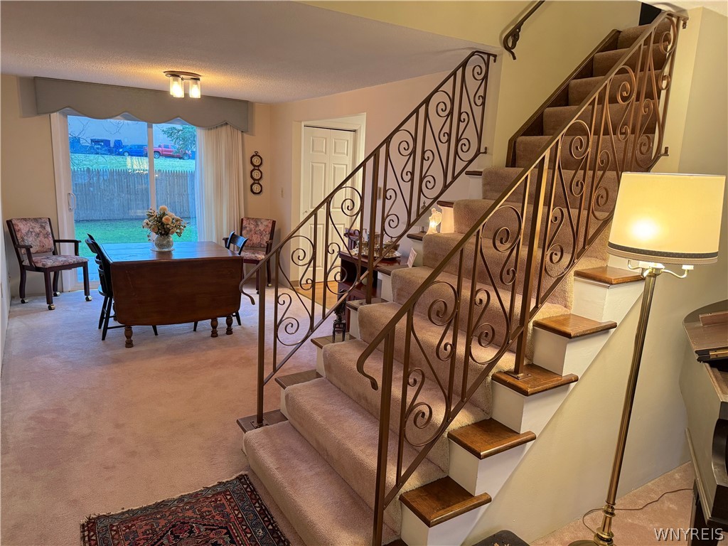 40 Harrogate Square Amherst, NY 14221 - Photo 4 of 24