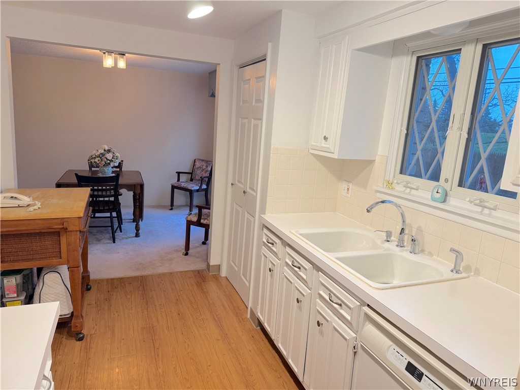 40 Harrogate Square Amherst, NY 14221 - Photo 8 of 24