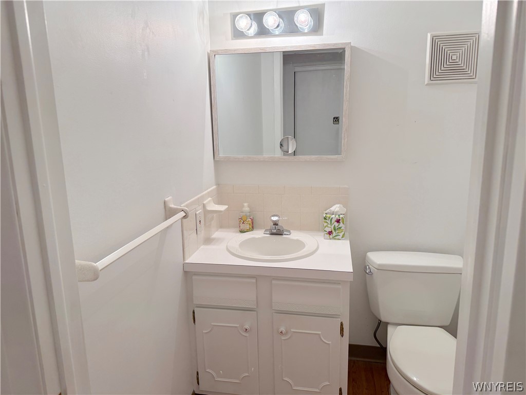 40 Harrogate Square Amherst, NY 14221 - Photo 10 of 24