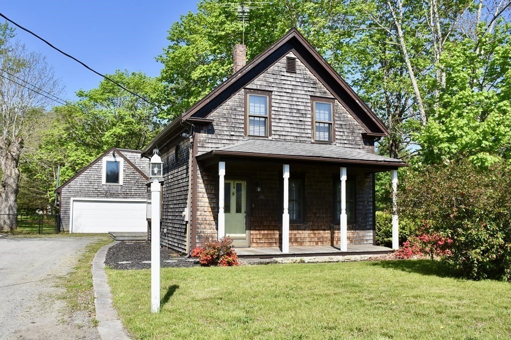 439 County Road Rochester, MA 02576 - Photo 1 of 39