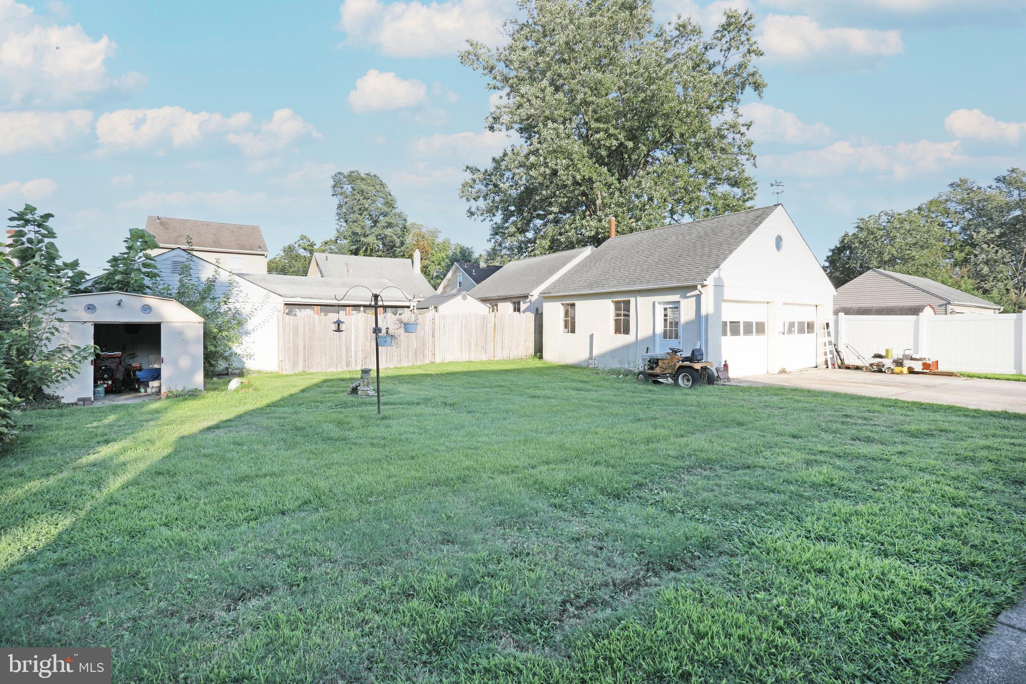 870 Rambler Avenue Runnemede, NJ 08078 - Photo 23 of 30 Huge Backyard!