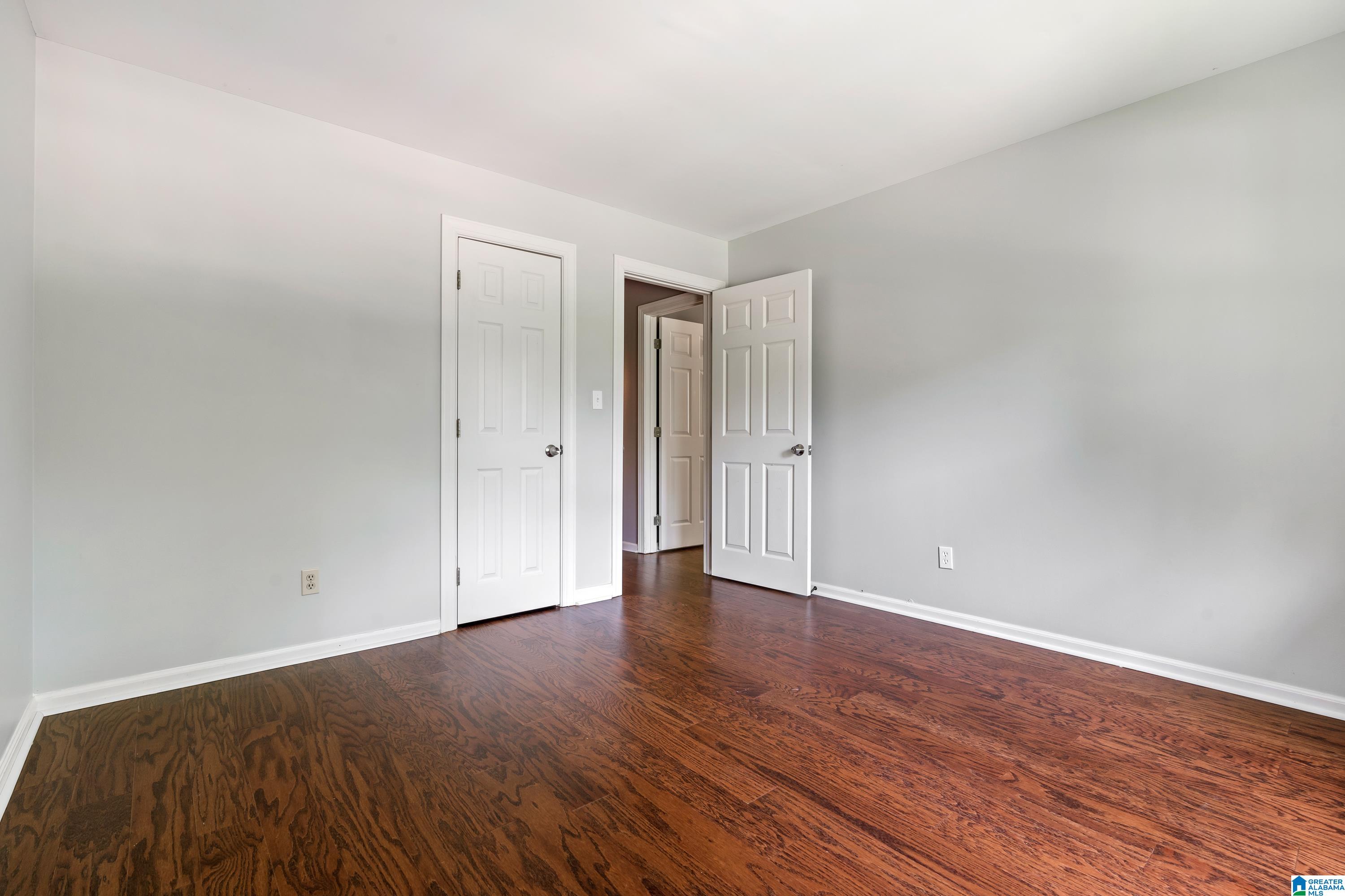 3800 Crestside Road Birmingham, AL 35223 - Photo 32 of 44