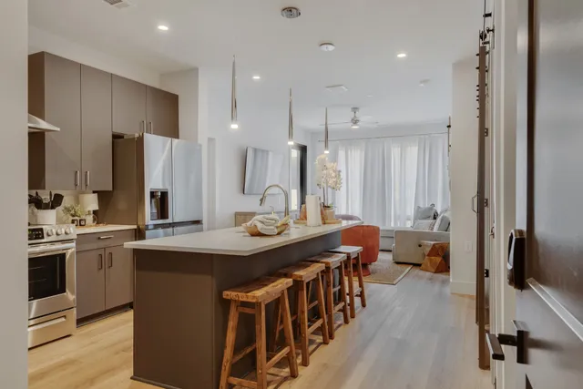 $3,500 | 303 31st Avenue North, Unit 206, Nashville, TN 37203