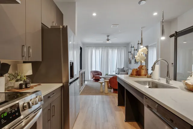 $3,500 | 303 31st Avenue North, Unit 206, Nashville, TN 37203