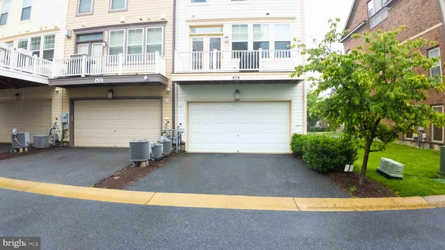 a house view with a swimming pool