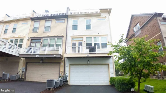 a tall building with a lot of windows