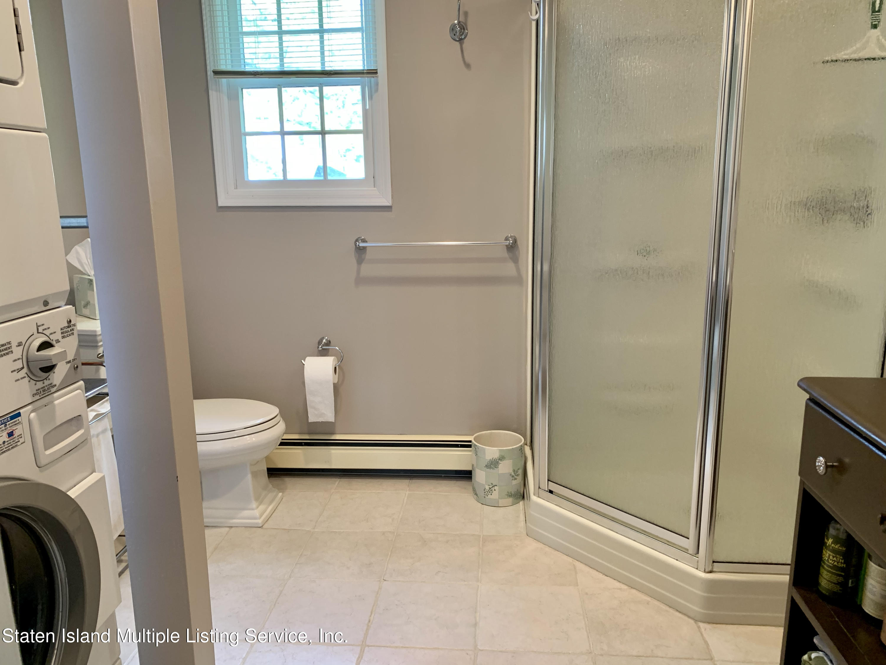 399 Beach Road Staten Island, NY 10312 - Photo 36 of 67 17649C42-2A18-4205-96F1-003D7937DAE0