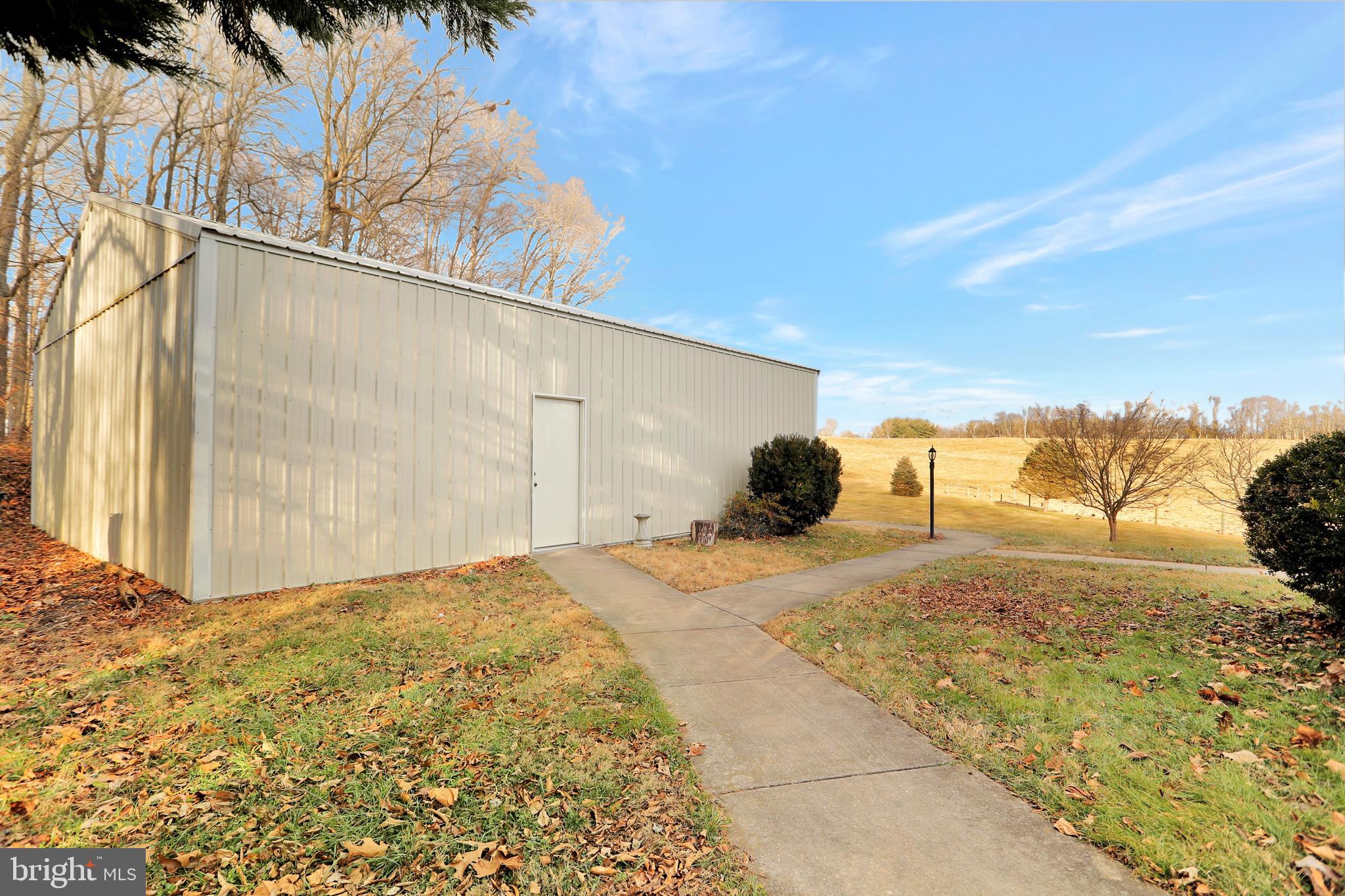 1673 Exeter Road Westminster, MD 21157 - Photo 14 of 79 garage