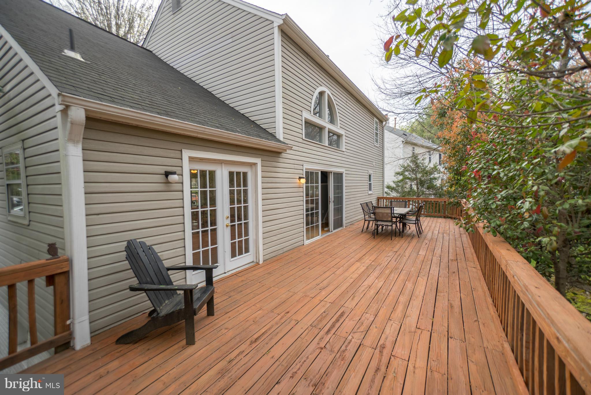 1631 Bennington Hollow Lane Reston, VA 20194 - Photo 3 of 23 Exterior (Rear)