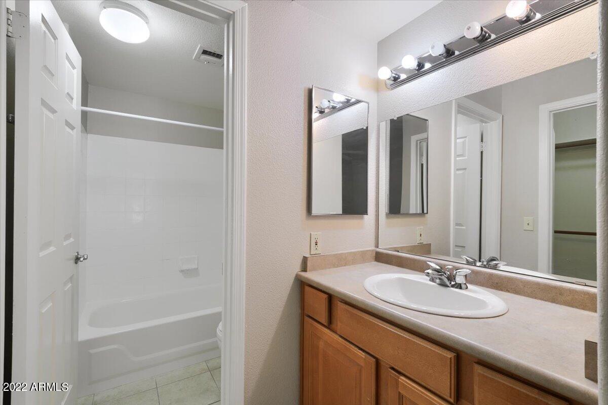 1825 West Ray Road, Unit 2087 Chandler, AZ 85224 - Photo 17 of 26 15-015