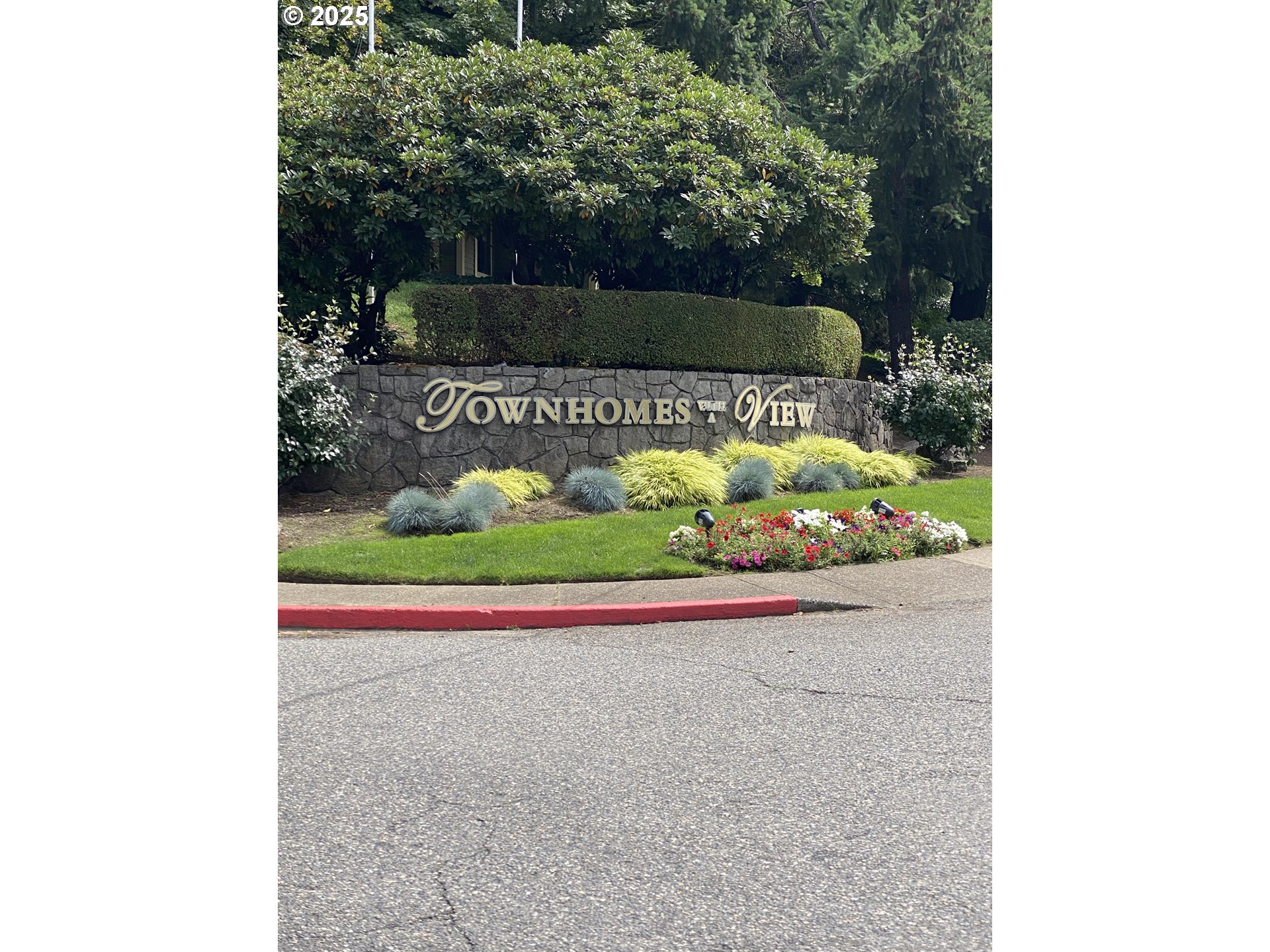 9872 Southeast Talbert Street Clackamas, OR 97015 - Photo 1 of 38 a view of a bird bath