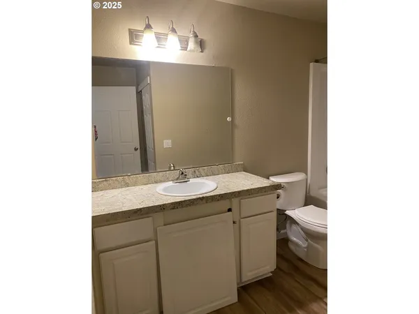 $194,900 | 9872 Southeast Talbert Street, Clackamas, OR 97015