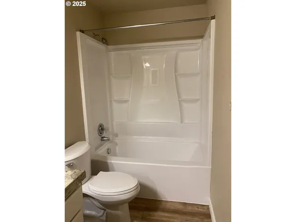 $194,900 | 9872 Southeast Talbert Street, Clackamas, OR 97015