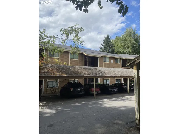 $194,900 | 9872 Southeast Talbert Street, Clackamas, OR 97015