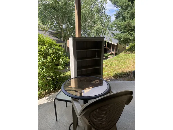 $194,900 | 9872 Southeast Talbert Street, Clackamas, OR 97015