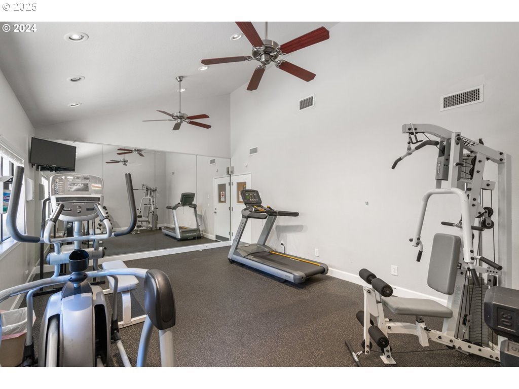 9872 Southeast Talbert Street Clackamas, OR 97015 - Photo 27 of 38 a view of a room with gym equipment