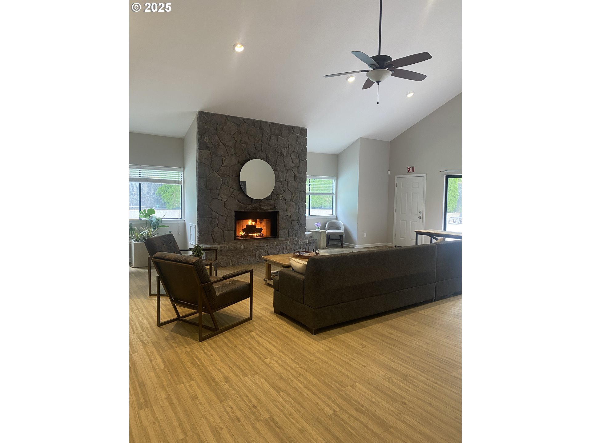 9872 Southeast Talbert Street Clackamas, OR 97015 - Photo 29 of 38 a living room with furniture and a window