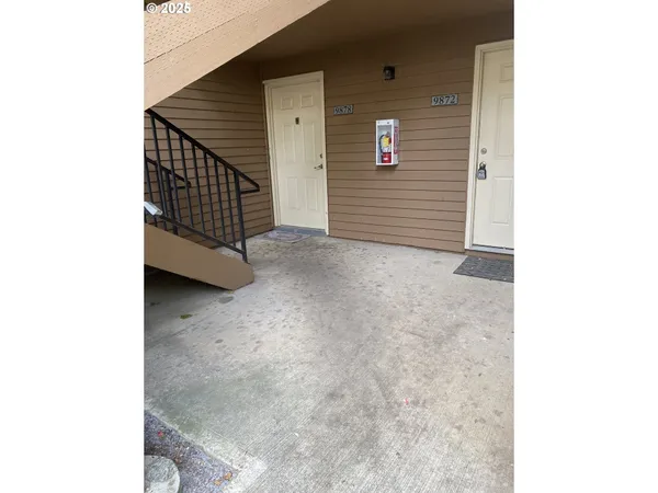 $194,900 | 9872 Southeast Talbert Street, Clackamas, OR 97015