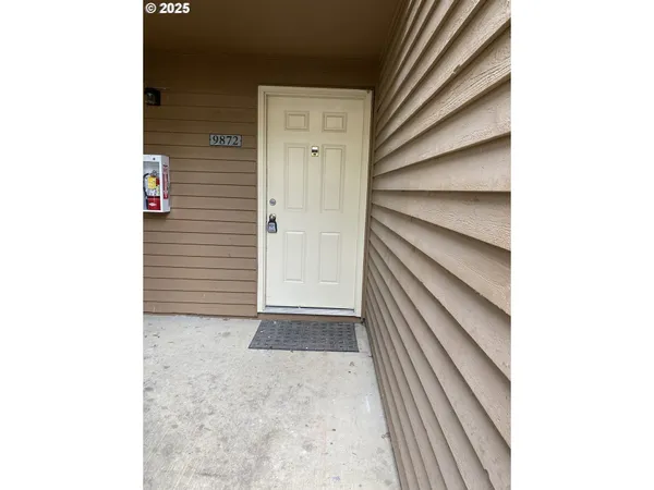 $194,900 | 9872 Southeast Talbert Street, Clackamas, OR 97015