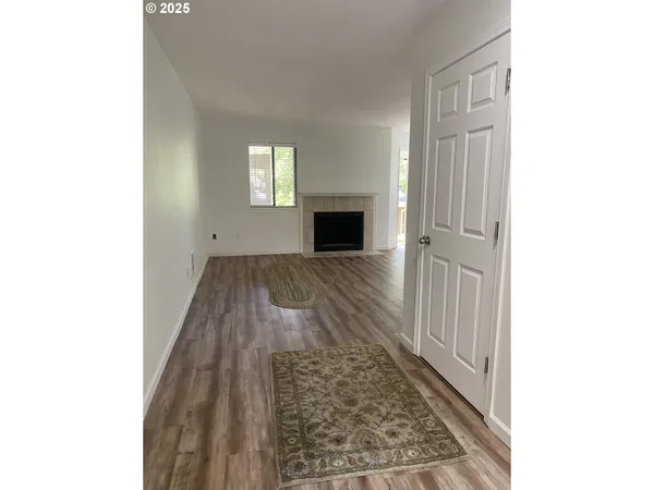 $194,900 | 9872 Southeast Talbert Street, Clackamas, OR 97015