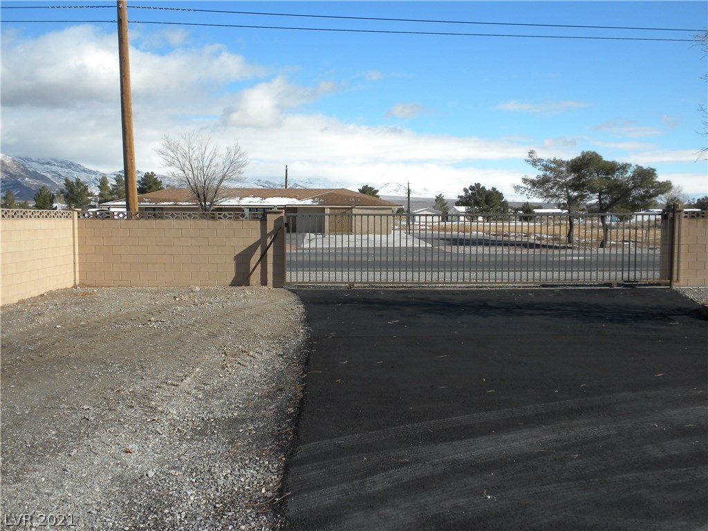 3680 Homestead Road Pahrump, NV 89048 - Photo 5 of 50 Gallery Image 5