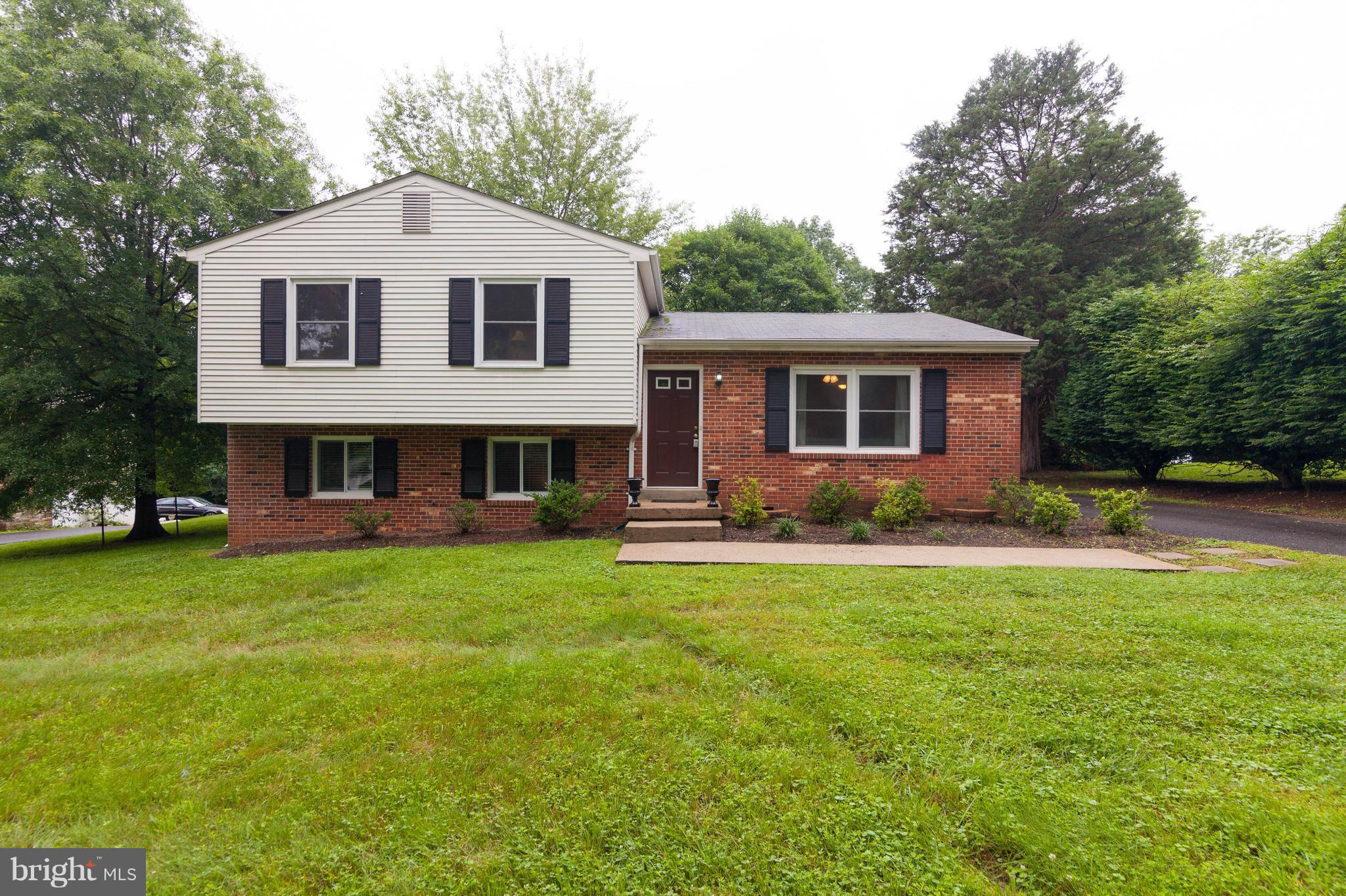 7006 Settlers Ridge Road Warrenton, VA 20187 - Photo 3 of 28 Exterior (Front)