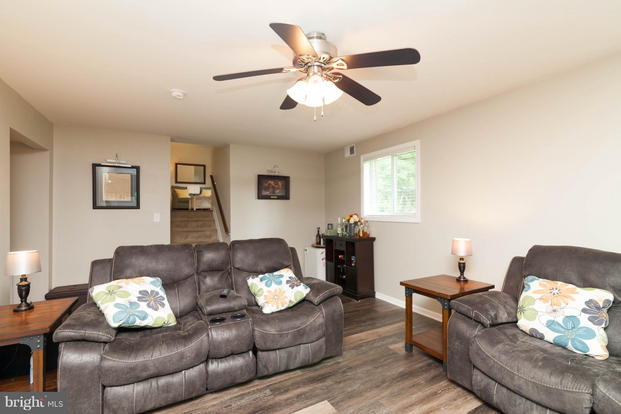 7006 Settlers Ridge Road Warrenton, VA 20187 - Photo 25 of 28 Family Room
