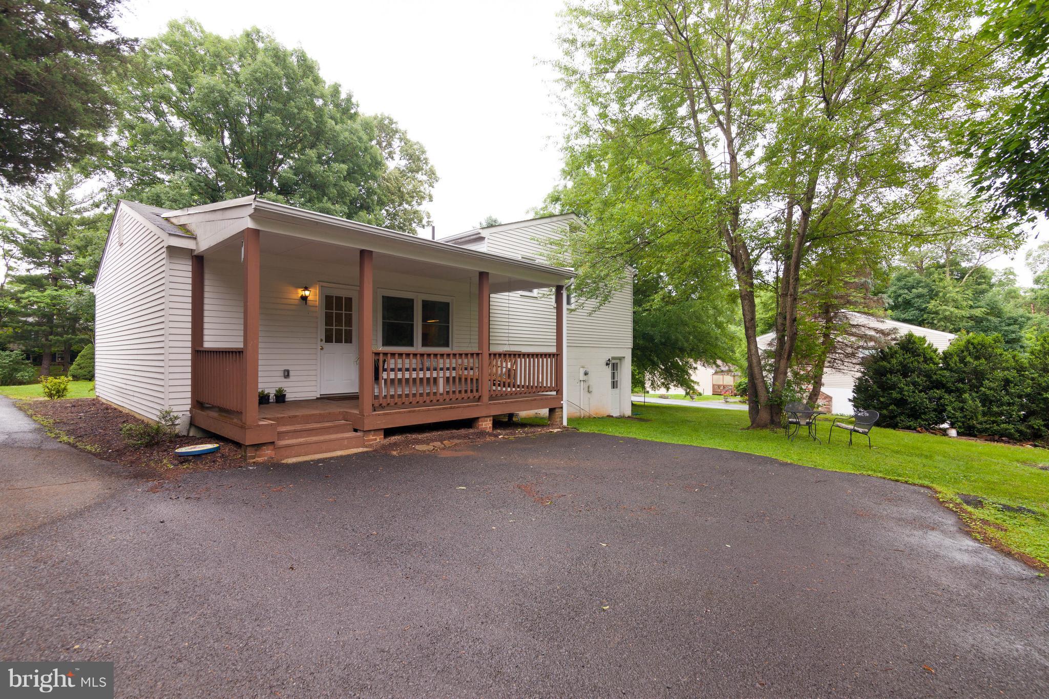 7006 Settlers Ridge Road Warrenton, VA 20187 - Photo 27 of 28 Exterior (Rear)