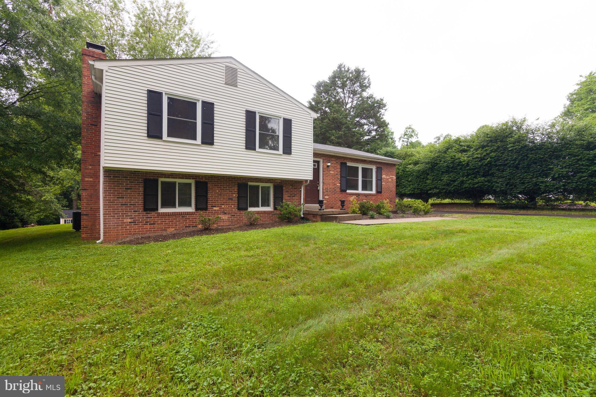 7006 Settlers Ridge Road Warrenton, VA 20187 - Photo 4 of 28 Exterior (Front)