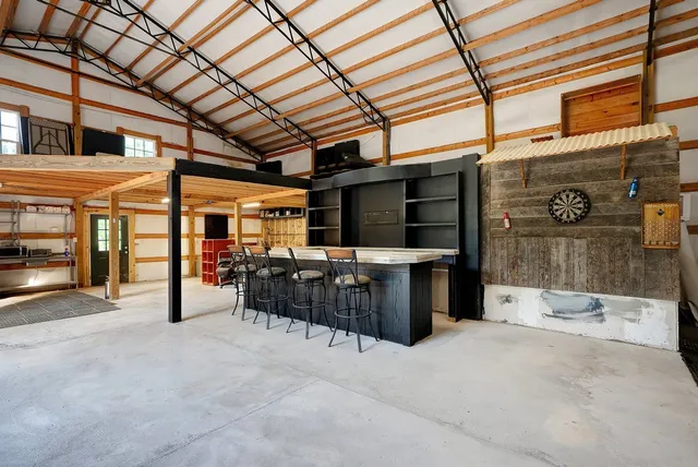 a view of a storage & utility room