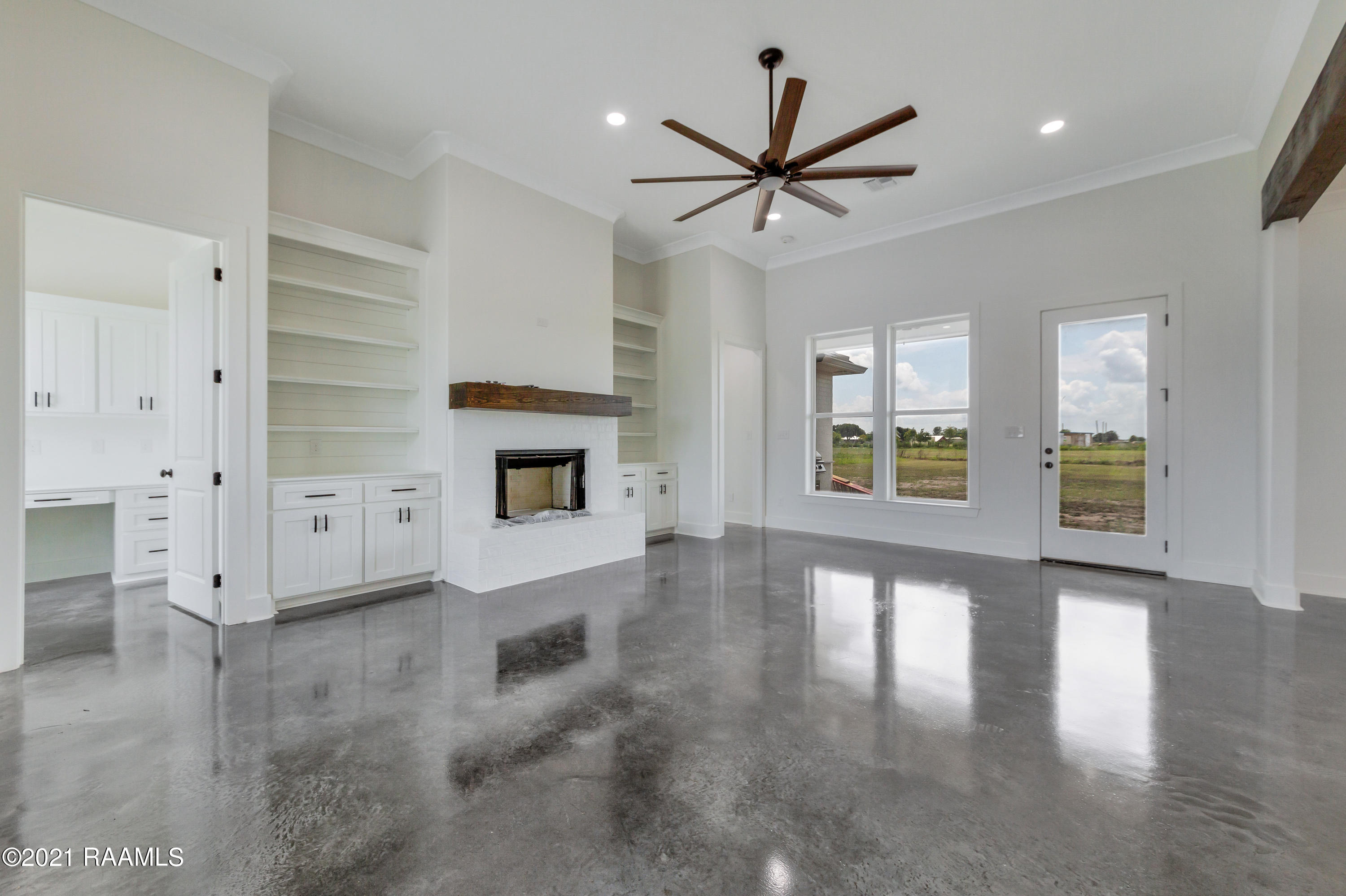 135 Cypress Bend Road Rayne, LA 70578 - Photo 8 of 36 135CypressBend-3-4