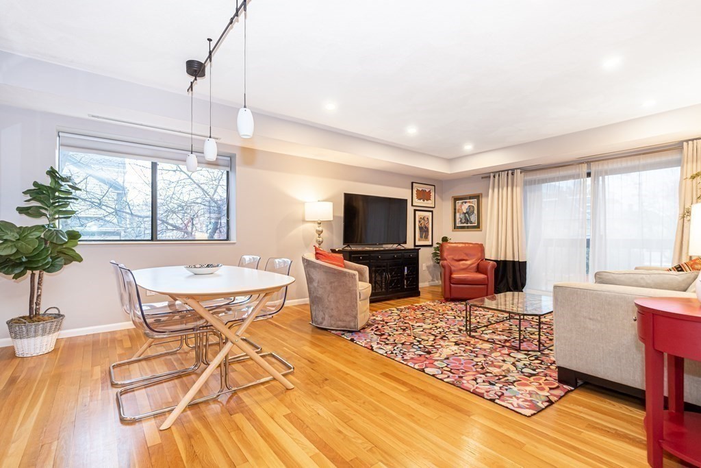 41 Centre Street, Unit 202 Brookline, MA 02446 - Photo 5 of 27