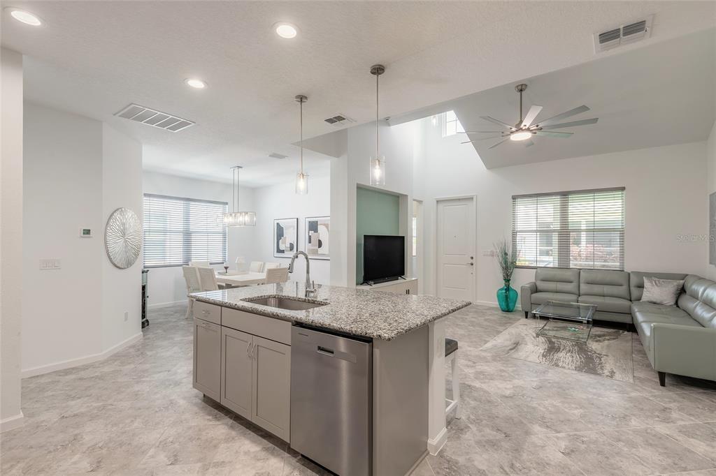 331 Cool Waters Way Daytona Beach, FL 32124 - Photo 6 of 31