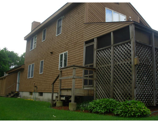 90 Scadding Street Taunton, MA 02780 - Photo 4 of 28 Gallery Image 4
