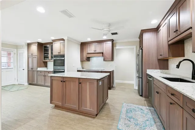 $625,000 | 81 Chateau Mouton Drive, Kenner, LA 70065