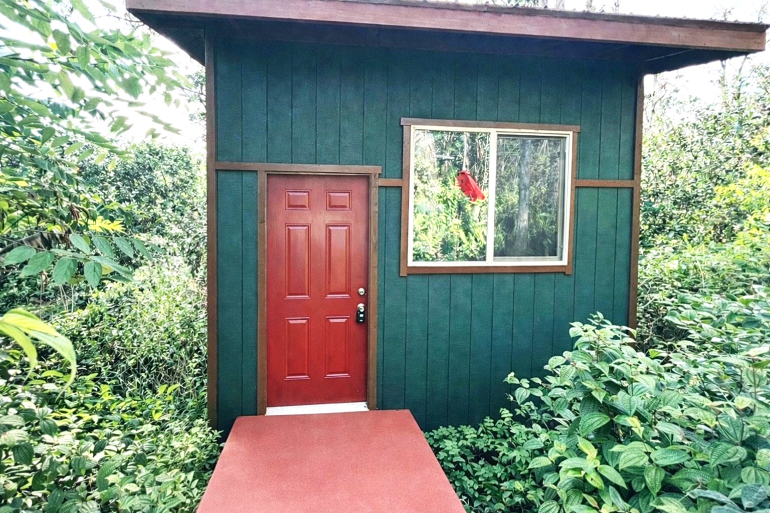 12-4275 Upper Puna Road Pahoa, HI 96778 - Photo 15 of 22 a balcony with a yard