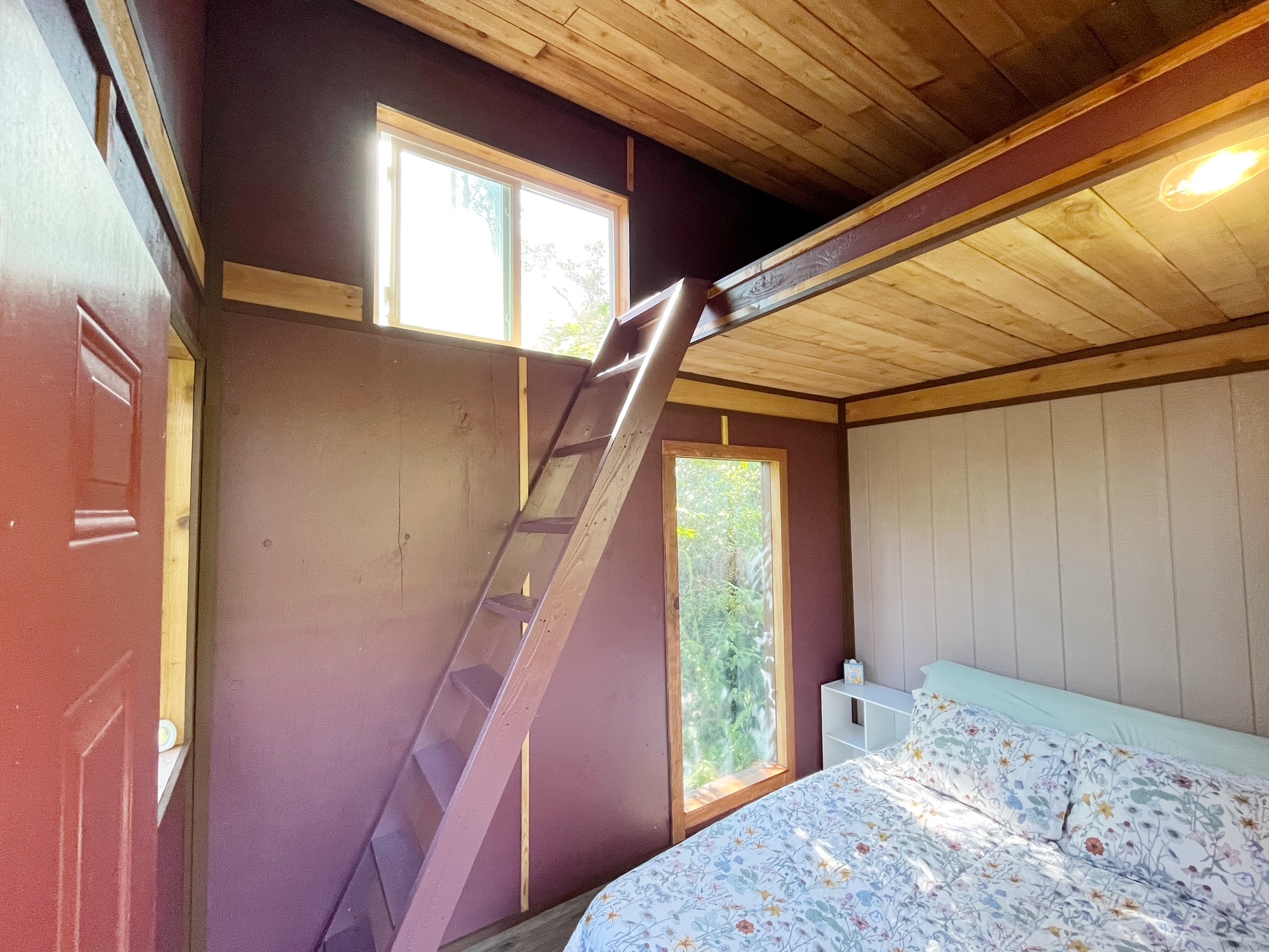 12-4275 Upper Puna Road Pahoa, HI 96778 - Photo 16 of 22 a bedroom with a bed and a window