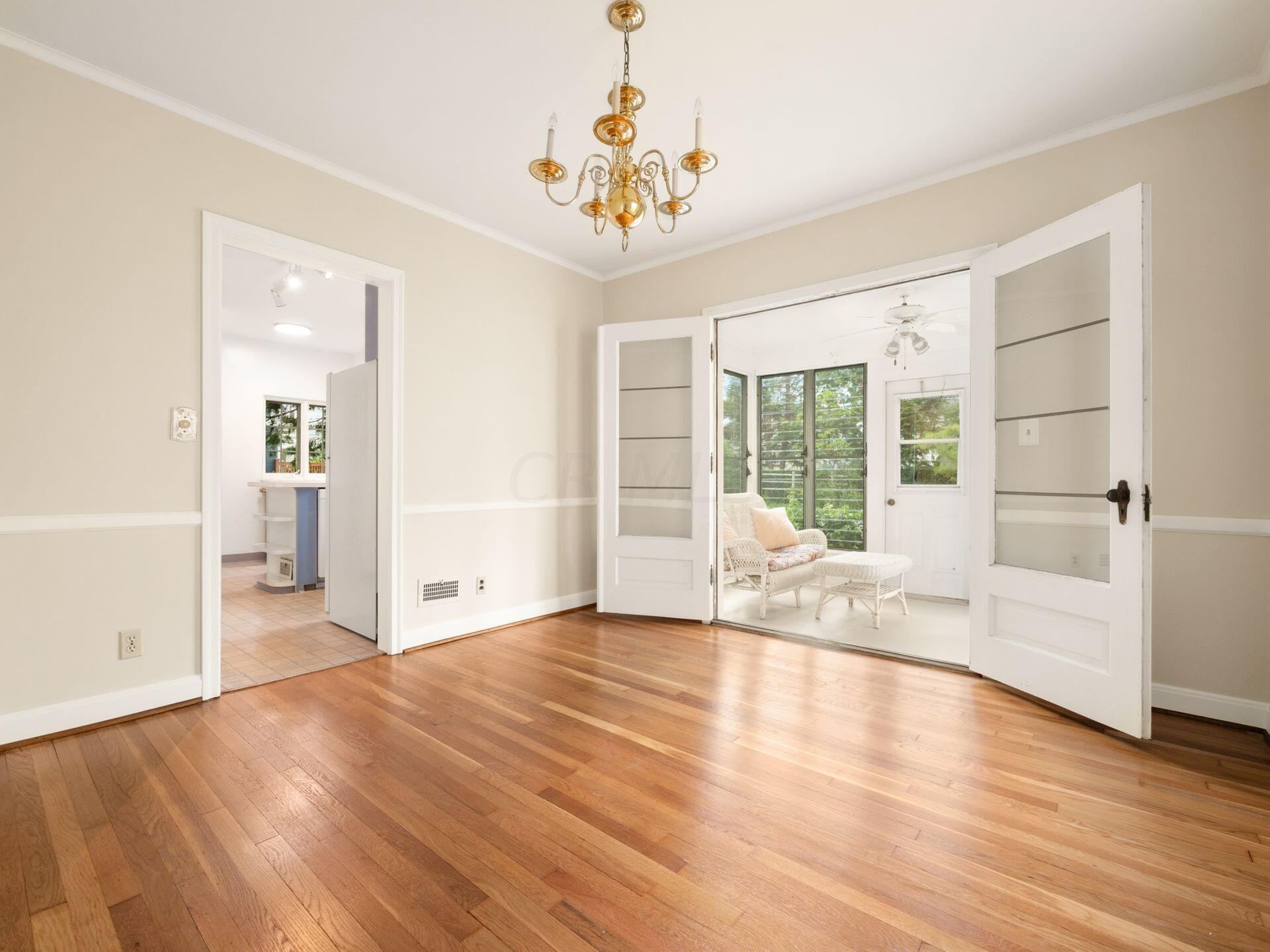 1655 Doone Road Columbus, OH 43221 - Photo 15 of 52 dining room 1
