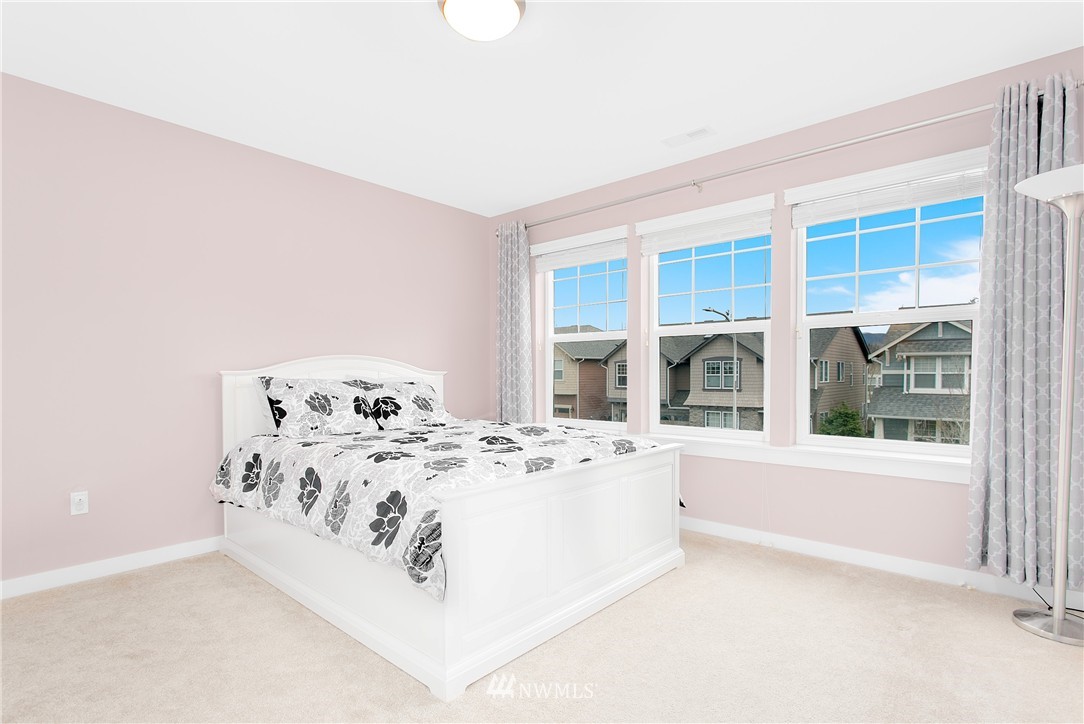 757 Hoquiam Place Northeast Renton, WA 98059 - Photo 19 of 25
