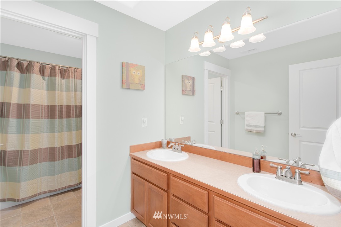 757 Hoquiam Place Northeast Renton, WA 98059 - Photo 20 of 25