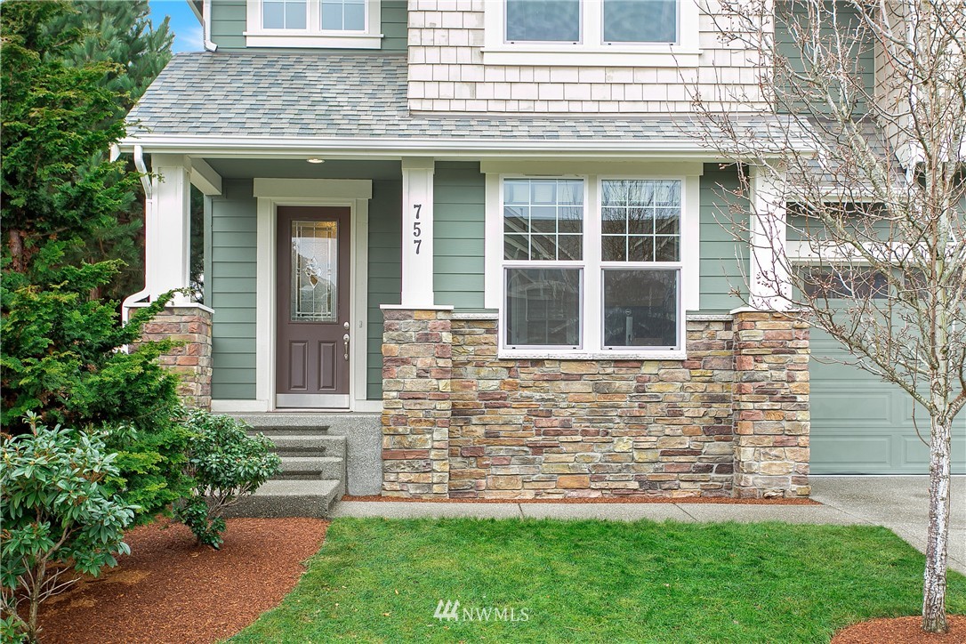 757 Hoquiam Place Northeast Renton, WA 98059 - Photo 3 of 25