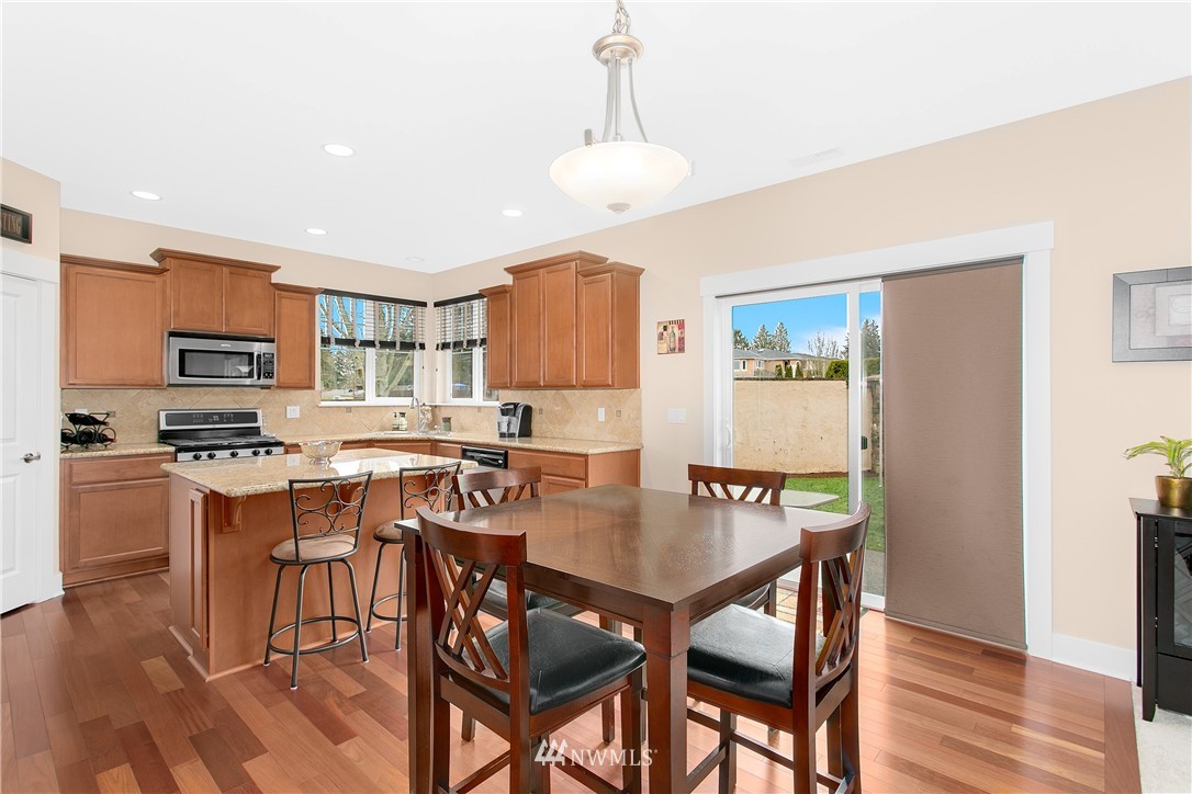 757 Hoquiam Place Northeast Renton, WA 98059 - Photo 10 of 25