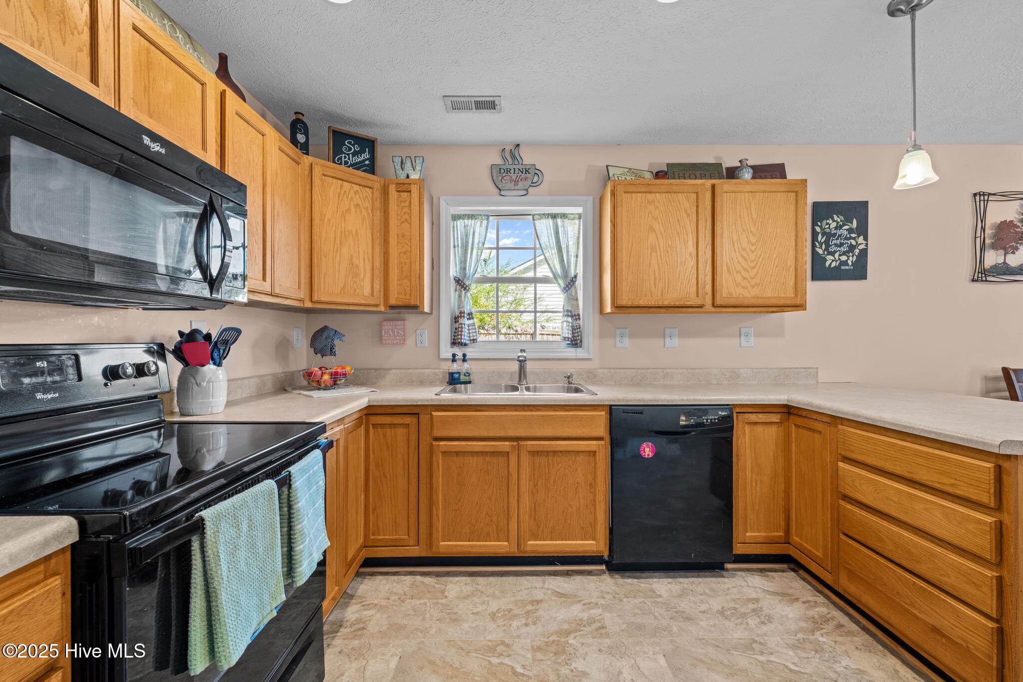 5694 County Line Road New Bern, NC 28562 - Photo 10 of 36 28-web-or-mls-DSC_6778