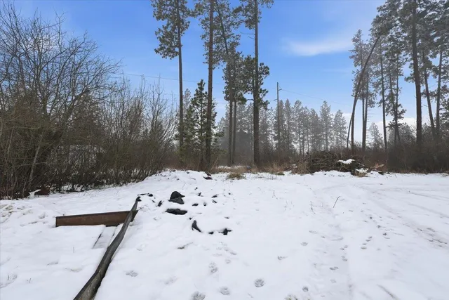 $500,000 | 305 River Road, Usk, WA 99180