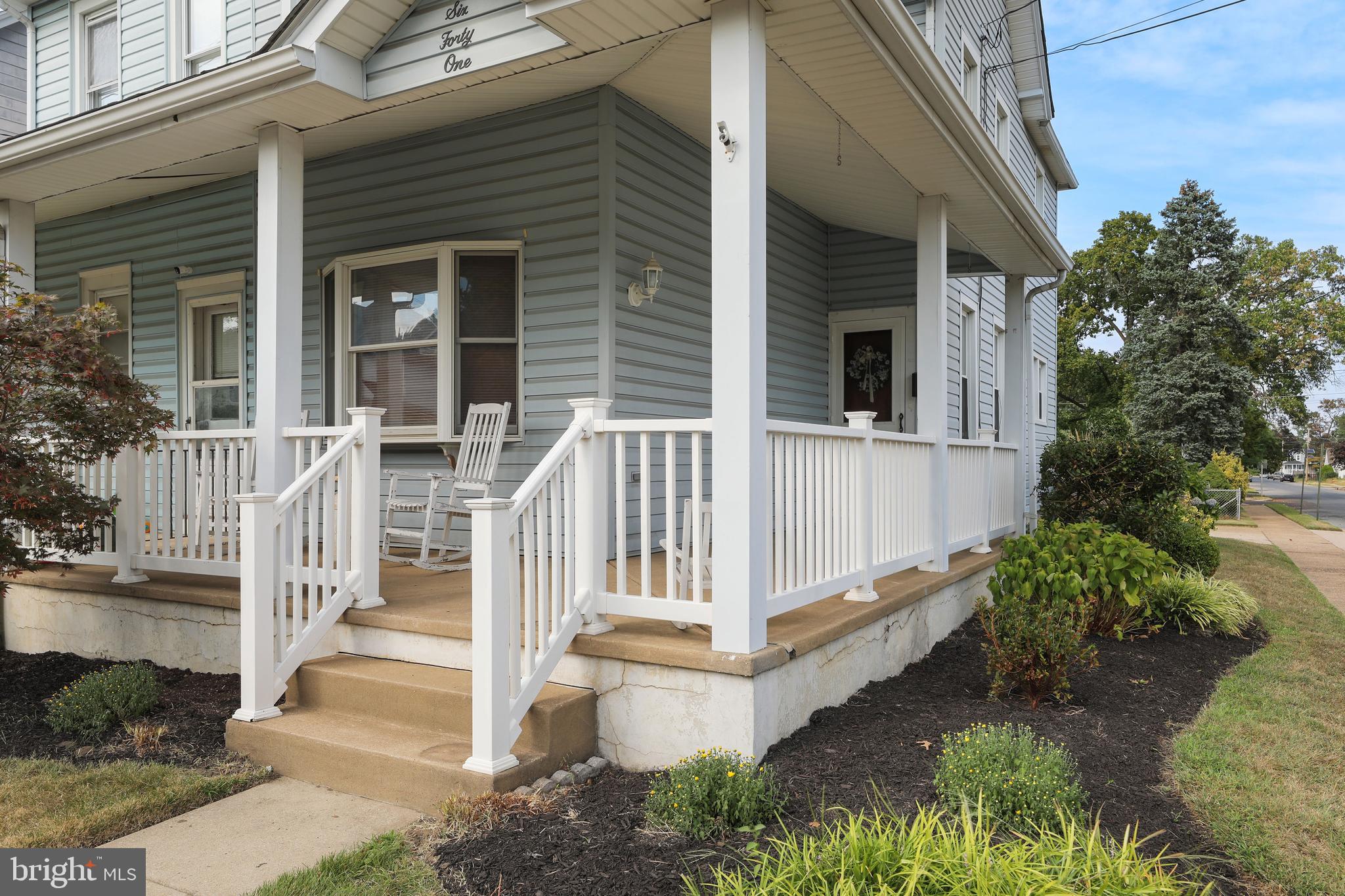 641 Bridgeboro Street Riverside, NJ 08075 - Photo 3 of 32