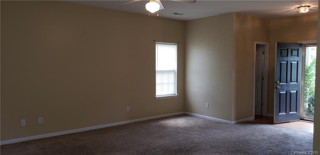 8226 Pozzi Road Charlotte, NC 28216 - Photo 5 of 11 Gallery Image 5