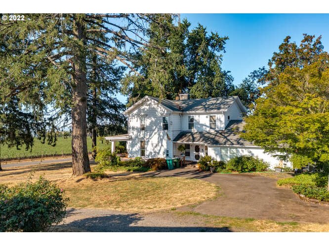 30405 Northeast Bell Road Newberg, OR 97132 - Photo 2 of 31 Gallery Image 2