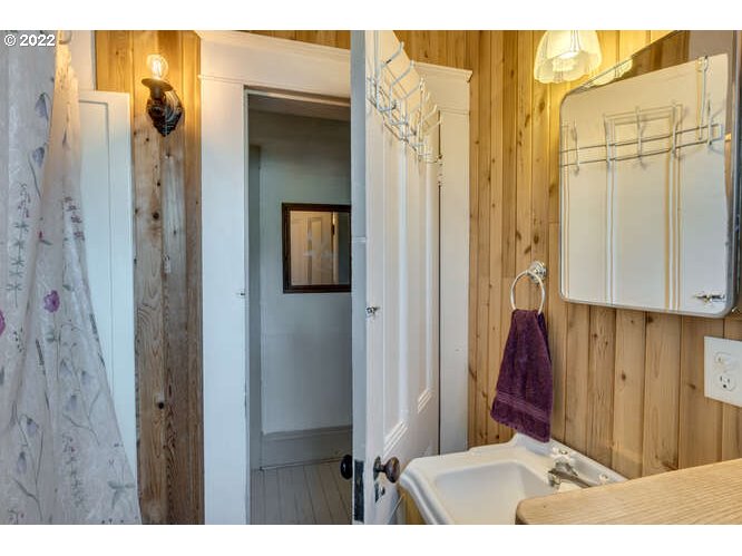 30405 Northeast Bell Road Newberg, OR 97132 - Photo 23 of 31 Gallery Image 23