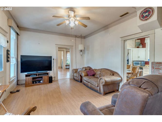 30405 Northeast Bell Road Newberg, OR 97132 - Photo 7 of 31 Gallery Image 7