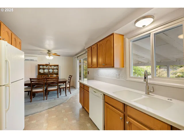 a view of washer and dryer